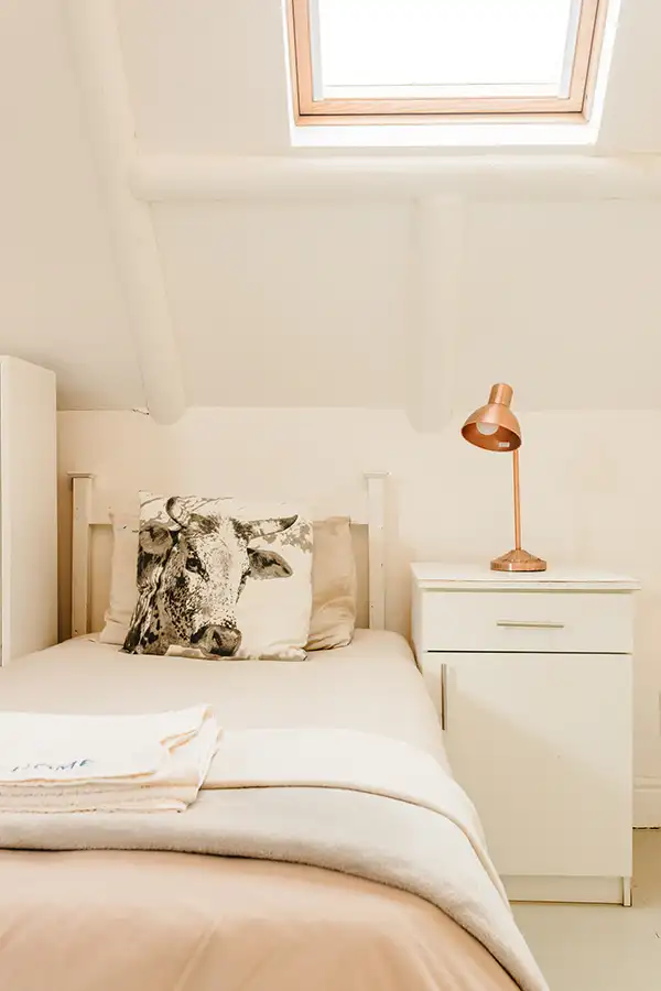 Single bed